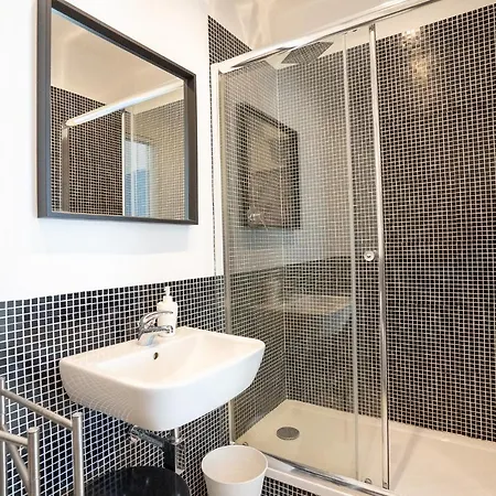 Hotel Cavour Centro _ Brand Life _