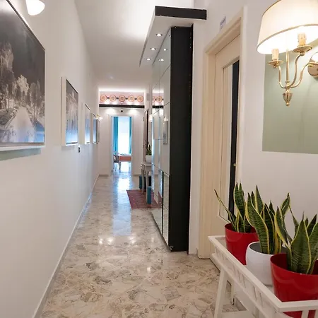 Cavour Centro _ Brand Life _ * Bari